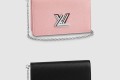 [LOUIS VUITTON-루이비통]트위스트 벨트 미니백 M68560