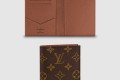 [LOUIS VUITTON-루이비통]여권지갑 M64502