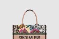 [DIOR-디올]북 토트백 미듐 M1296