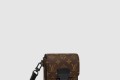 [LOUIS VUITTON-루이비통]S 락 버티컬 웨어러블 월릿 M81522