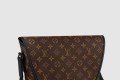 [LOUIS VUITTON-루이비통]마그네틱 메신저백 M45557