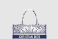[DIOR-디올]북 토트백 미듐 M1296