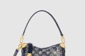 [LOUIS VUITTON-루이비통]사이드 트렁크 M22944