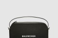 [BALENCIAGA-발렌시아가]에브리데이 스몰 카메라백 608654