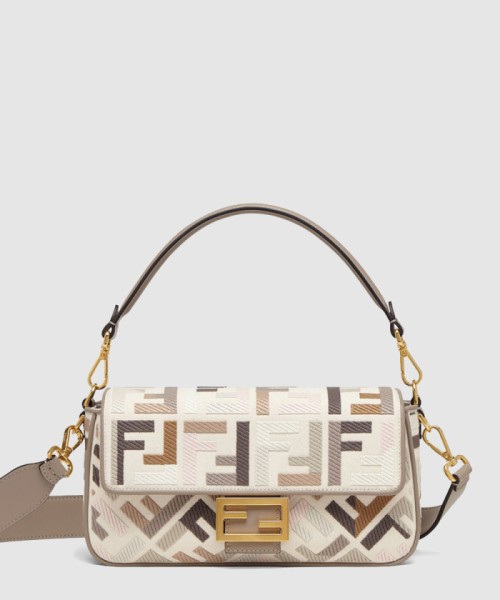 [FENDI-펜디]바게트백 미듐 88BR60