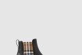 [BURBERRY-버버리]빈티지 체크 디테일 레더 첼시 부츠 80423631