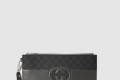 [GUCCI-구찌]컷아웃 인터로킹 G 파우치 723320