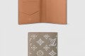 [LOUIS VUITTON-루이비통]여권지갑 M82721