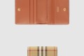 [BURBERRY-버버리]스몰 체크 바이폴드 지갑  80704171