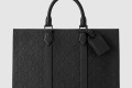 [LOUIS VUITTON-루이비통]삭 플라 24H M24786