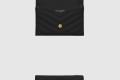 [SAINT LAURENT-생로랑]CASSANDRE MATELASSÉ FRAGMENTS 플랩 카드 케이스 612808