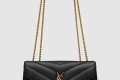 [SAINT LAURENT-생로랑]MATELASSÉ 램스킨 소재의 LOULOU 스몰백 801437