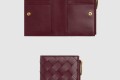 [BOTTEGA-보테가베네타]바이 폴드 인트레치아토 스몰 지퍼 지갑 742330