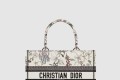[DIOR-디올]북 토트백 미듐 M1296