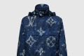 [LOUIS VUITTON-루이비통]프린티드 모노그램 윈드브레이커 1AHV30